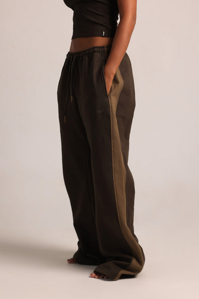 The Paneled Sweatpants - Tobacco/Pecan