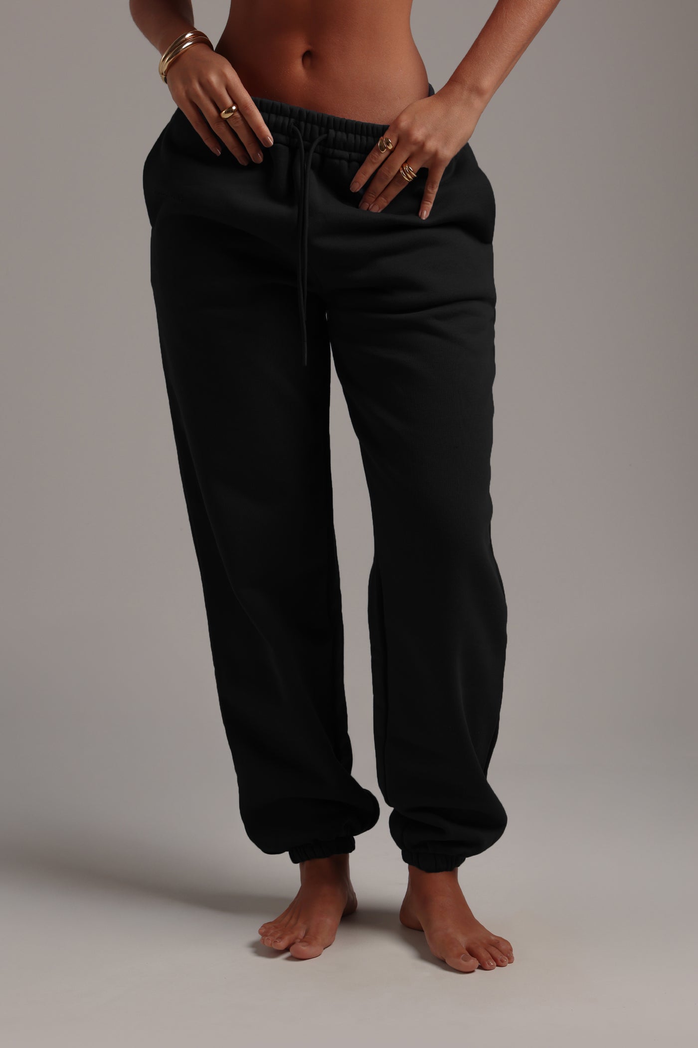 JOGGER FIT SWEATPANTS - Black