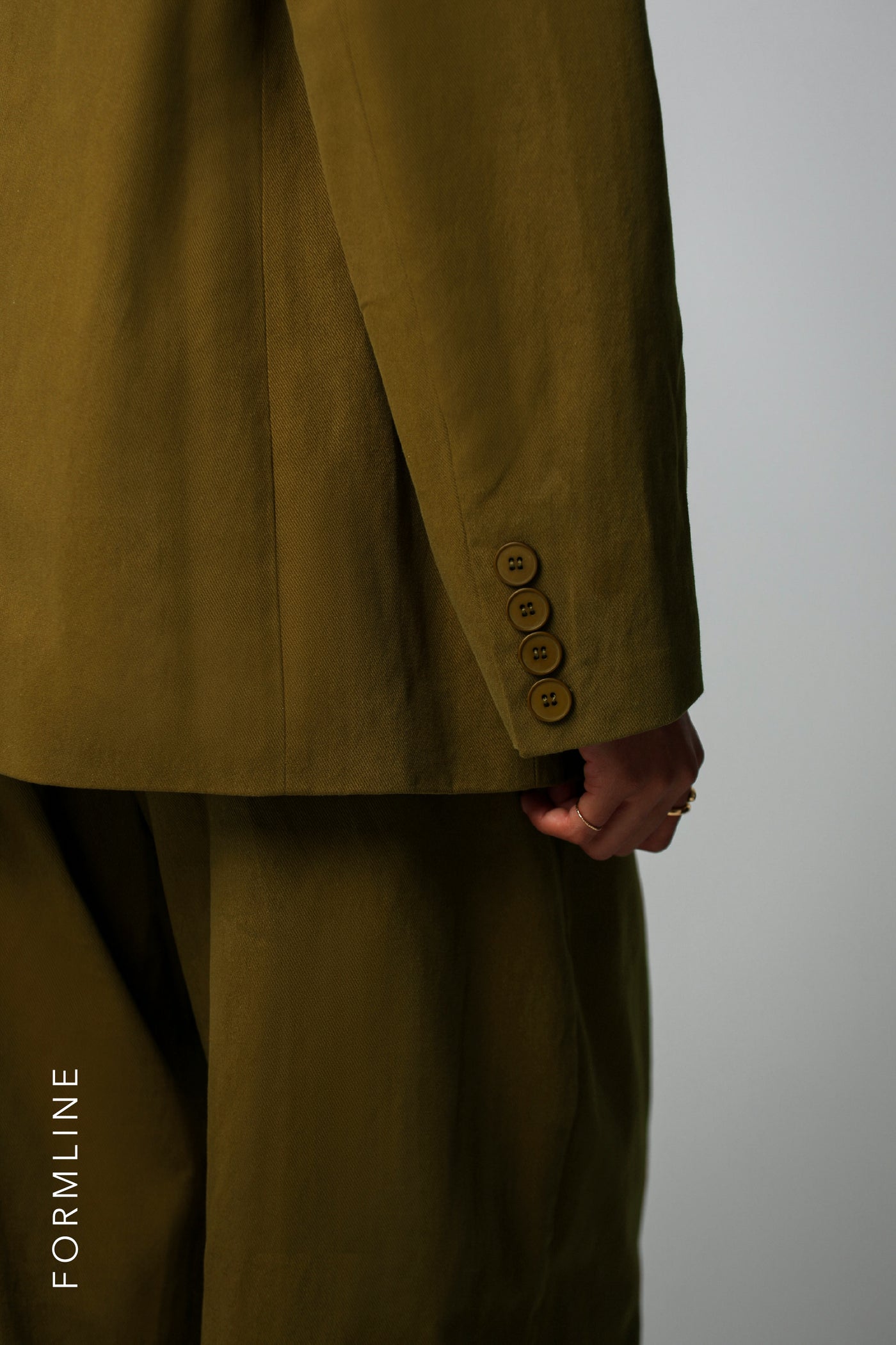The Meridian Blazer - Olive Oil