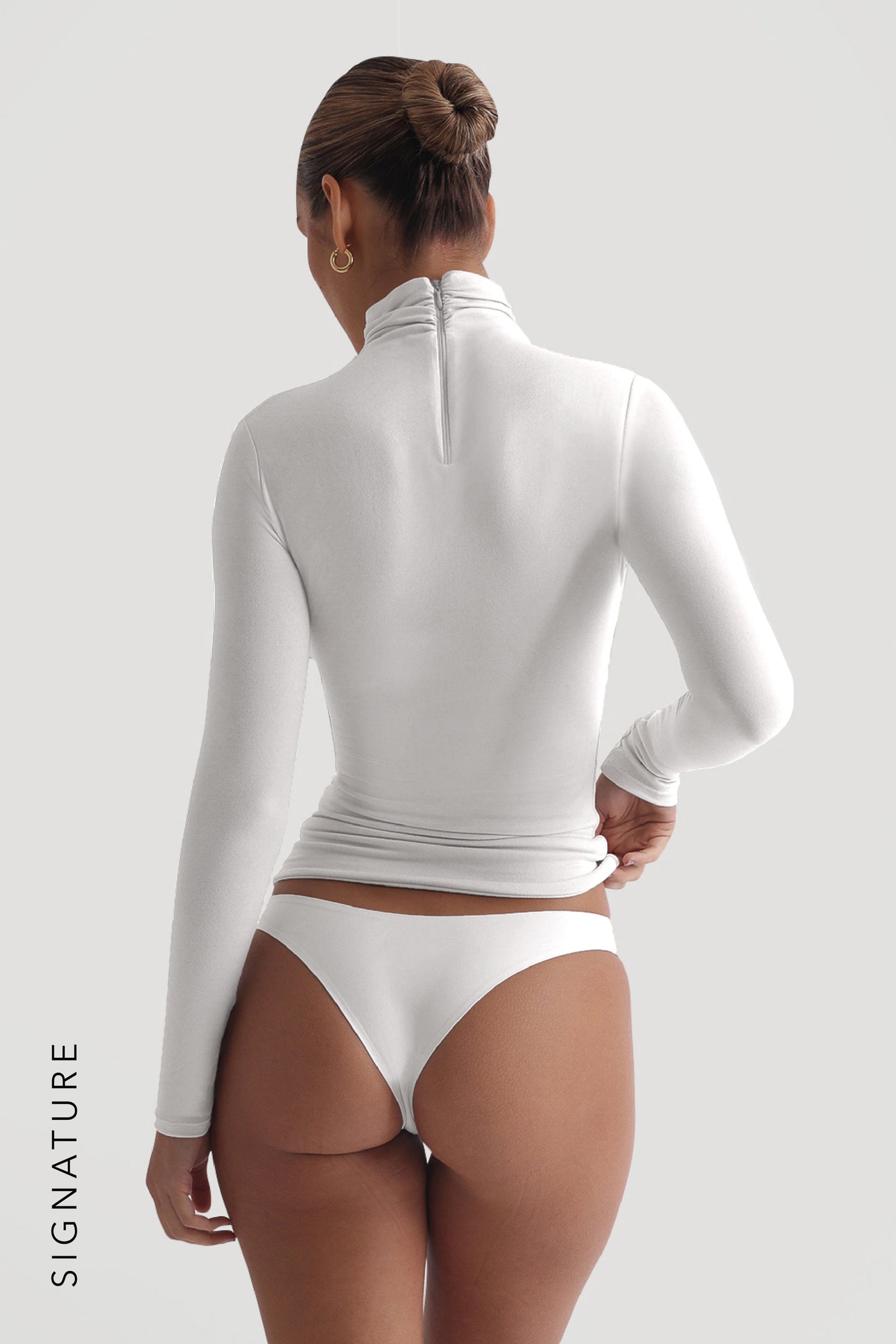 Refined Long Sleeve Turtleneck T-Shirt - White