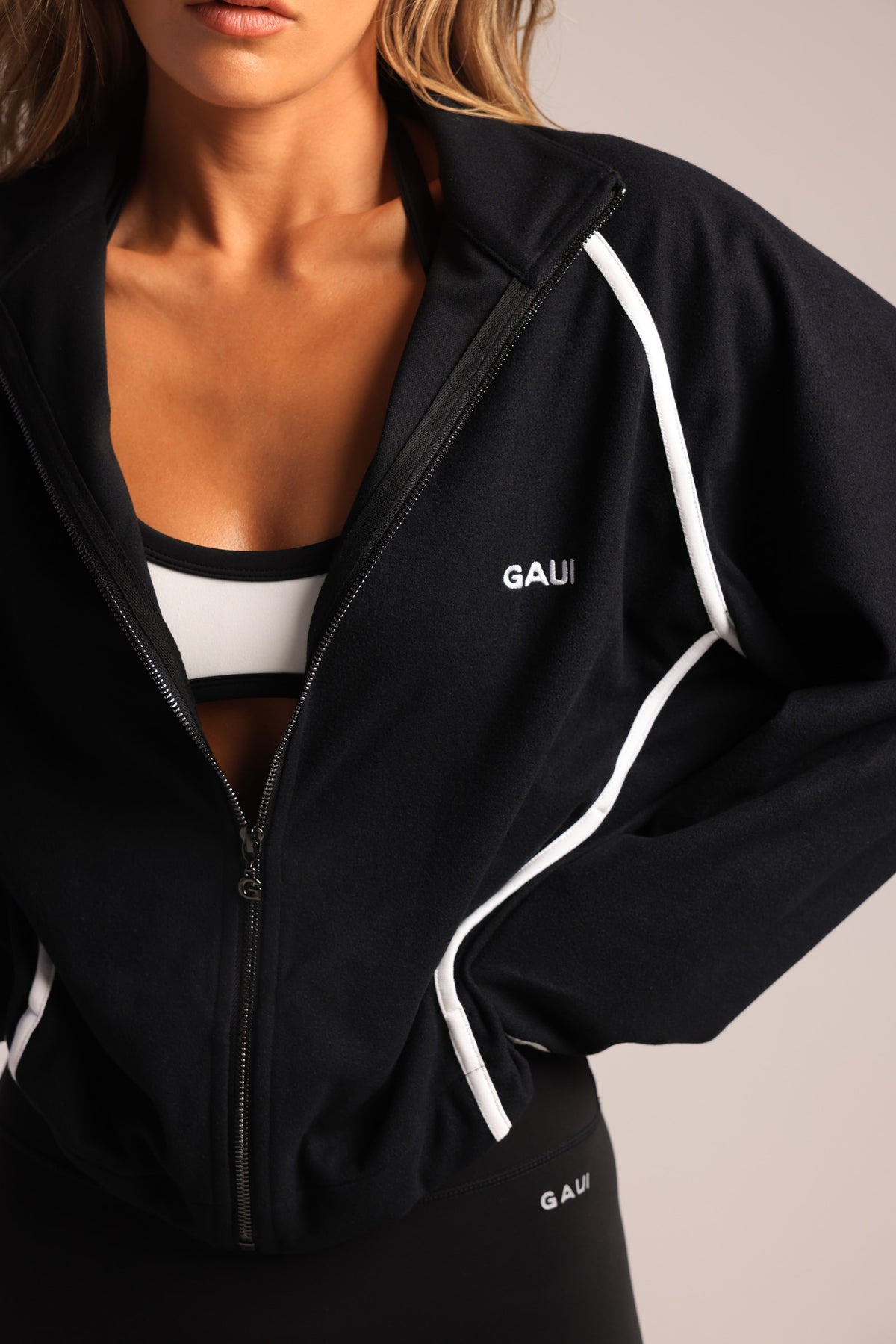 Sporty Fleece Jacket - Black