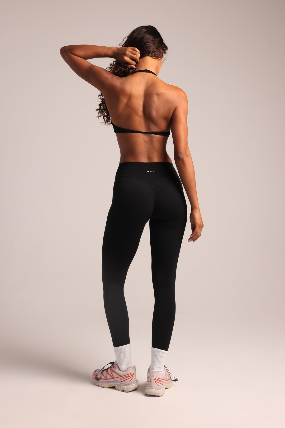 Contour Motion Bra - Black