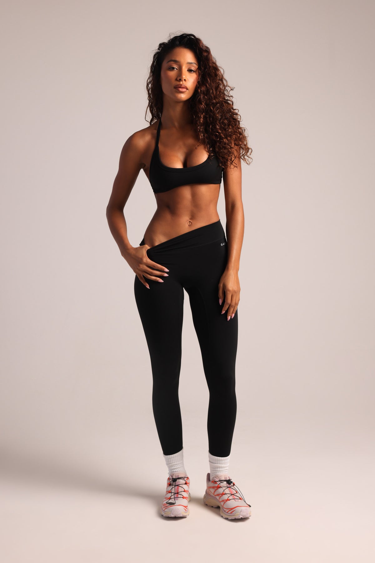 Contour Motion Bra - Black