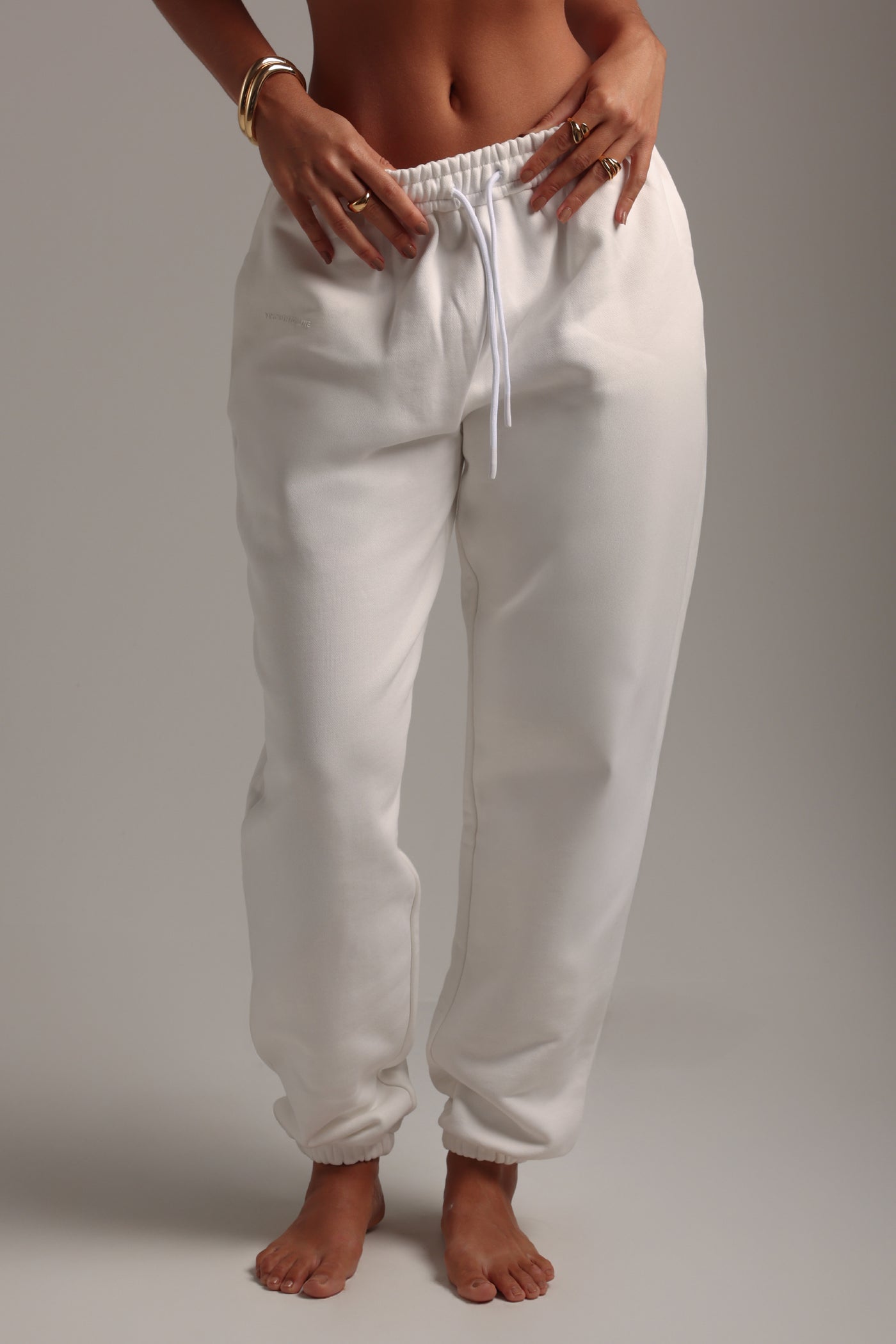 JOGGER FIT SWEATPANTS - White