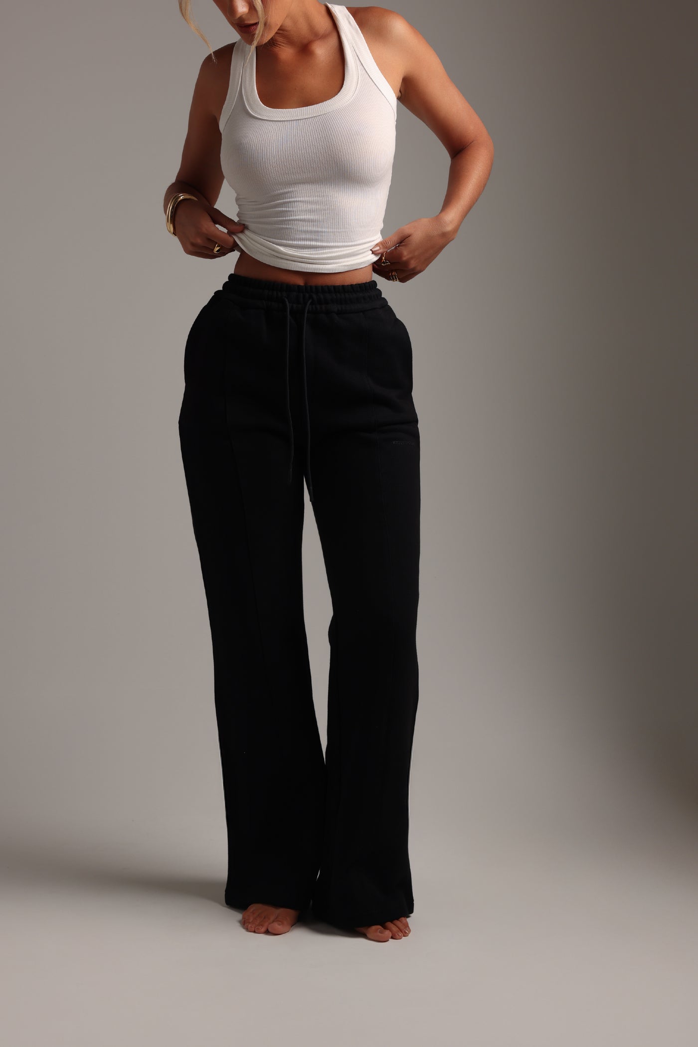STRUCTURED WIDE LEG SWEATPANTS - Black