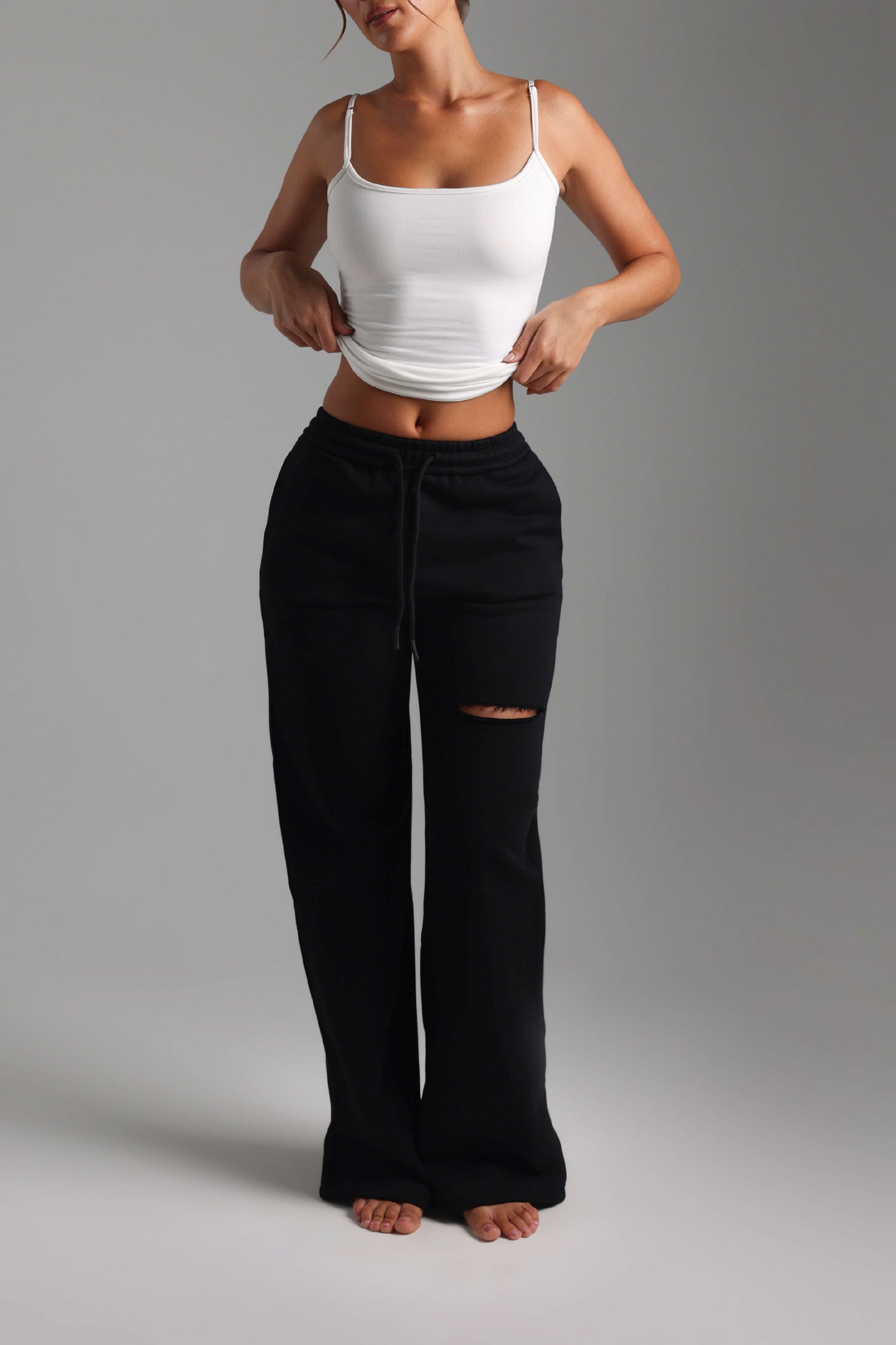 Cut-Out Wide Leg Sweatpants - Black
