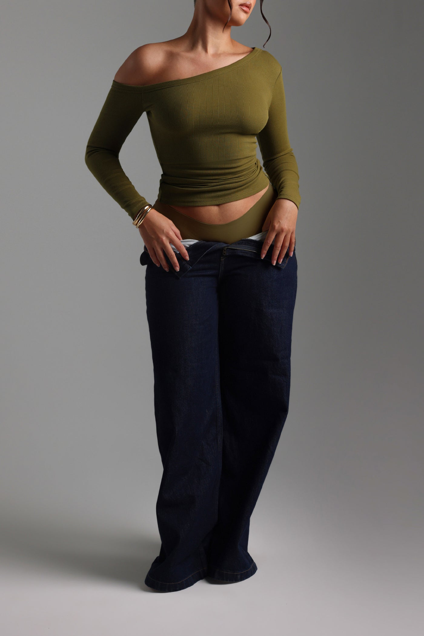 Gallerie Long Sleeve Top - Olive