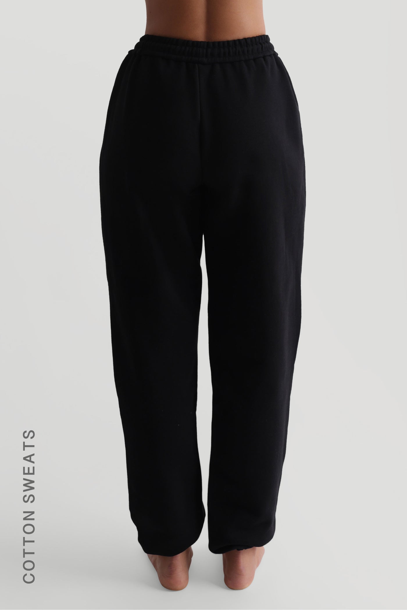 JOGGER FIT SWEATPANTS - Black