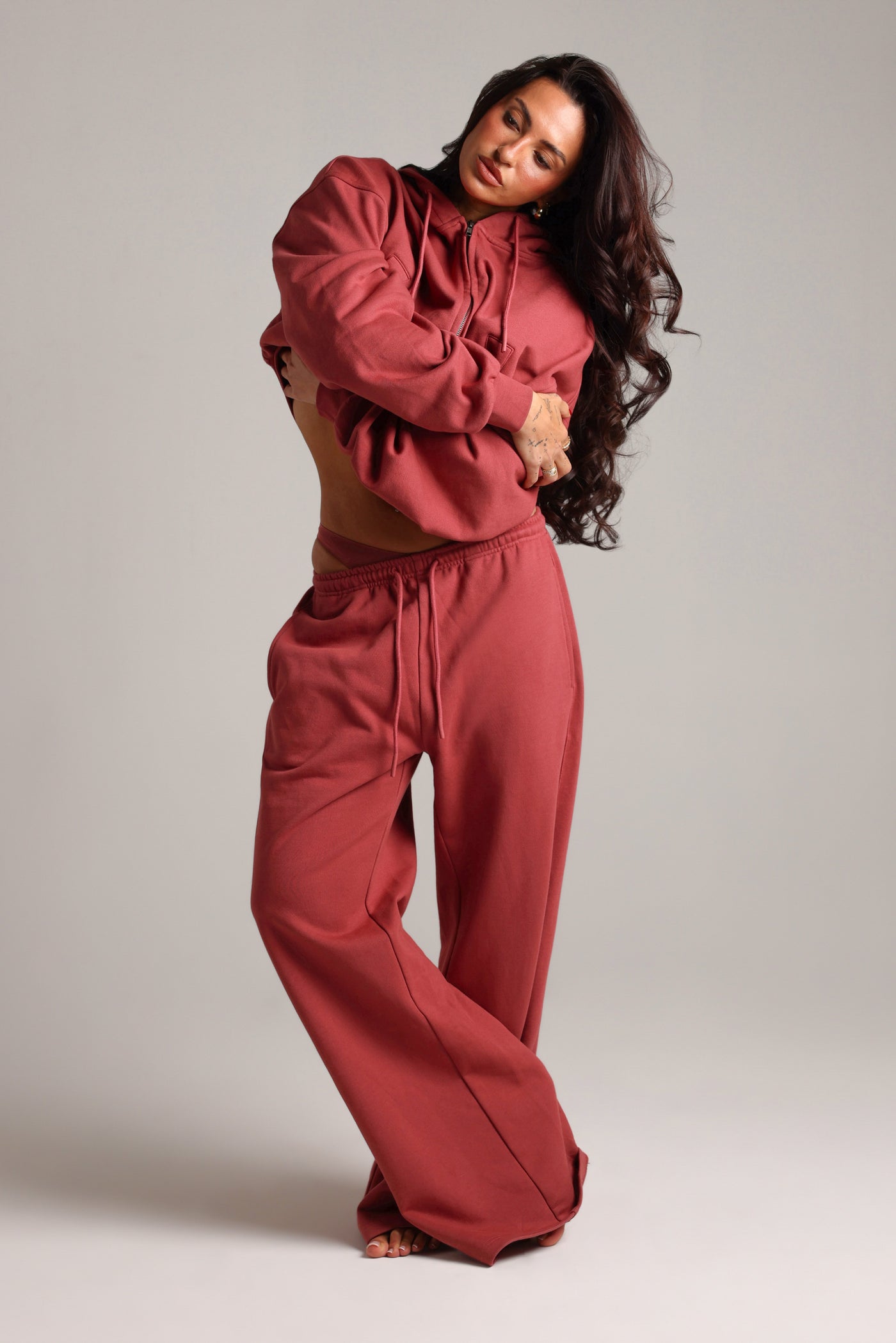 The Boyfriend Sweatpants - Berry Glaze