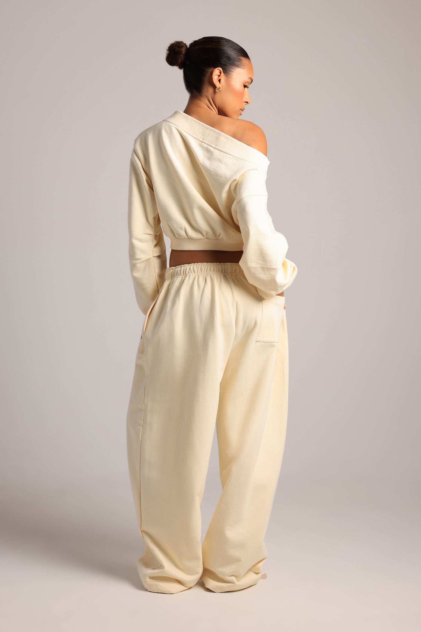 Oversized Sweatshirt - Honeybutter