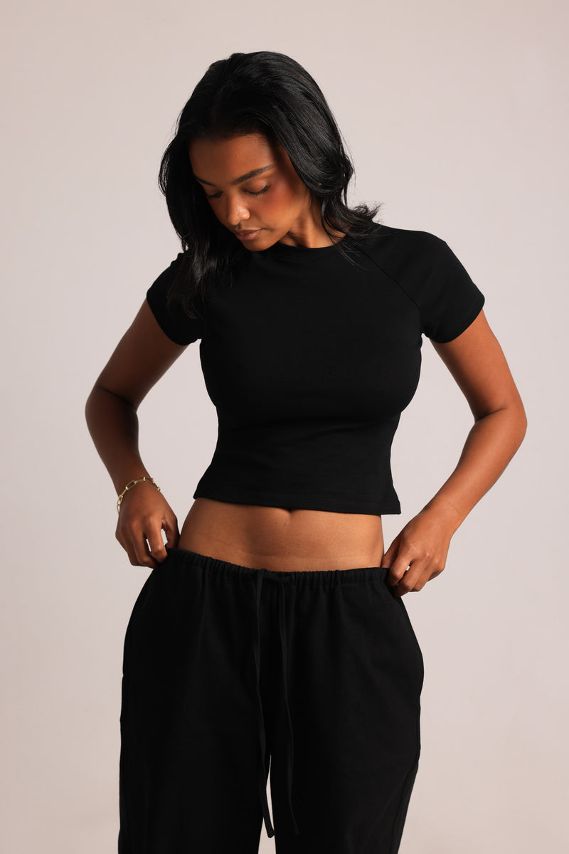 The Raglan Tee - Black