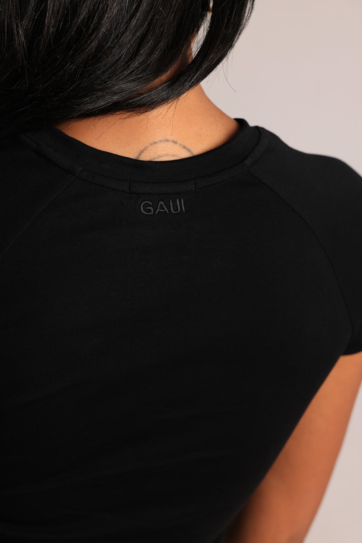 The Raglan Tee - Black