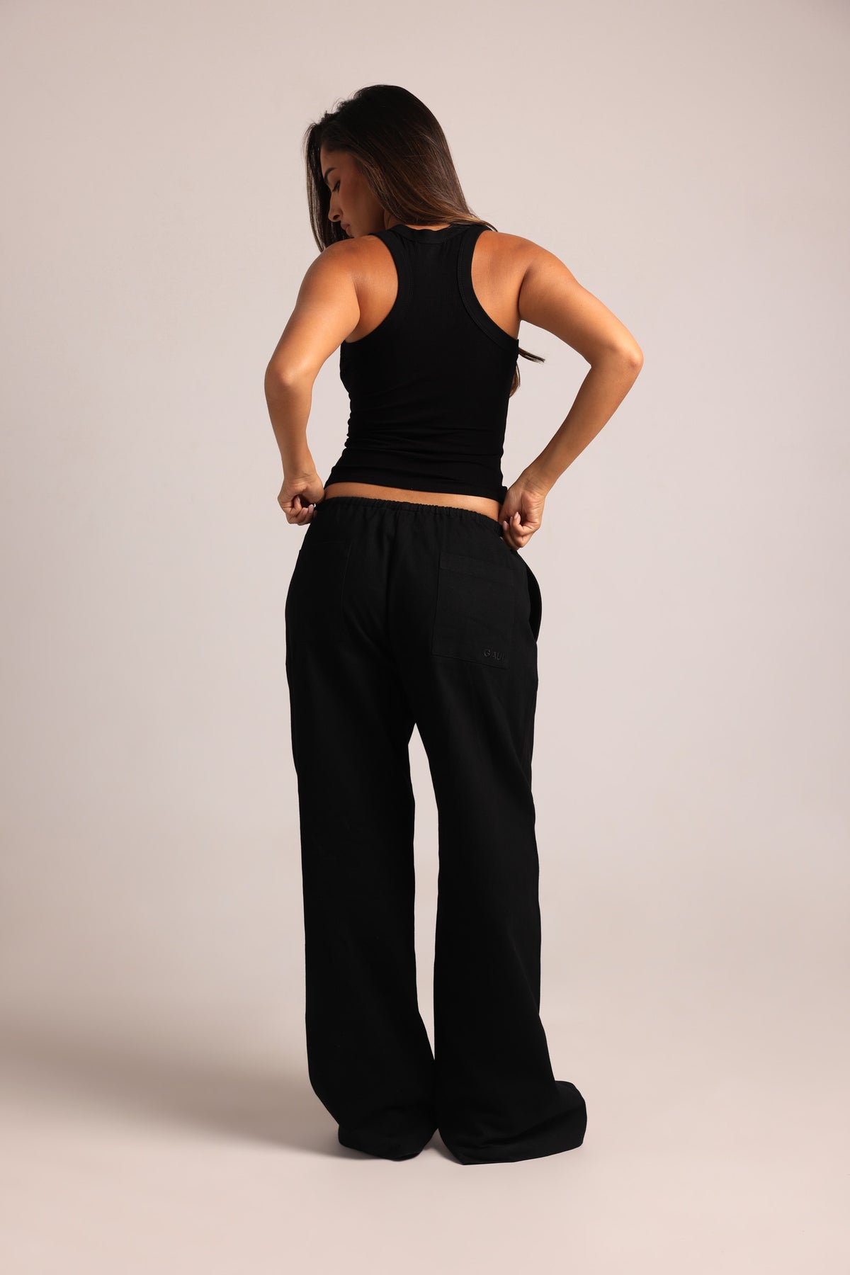 The Essential Pants - Black