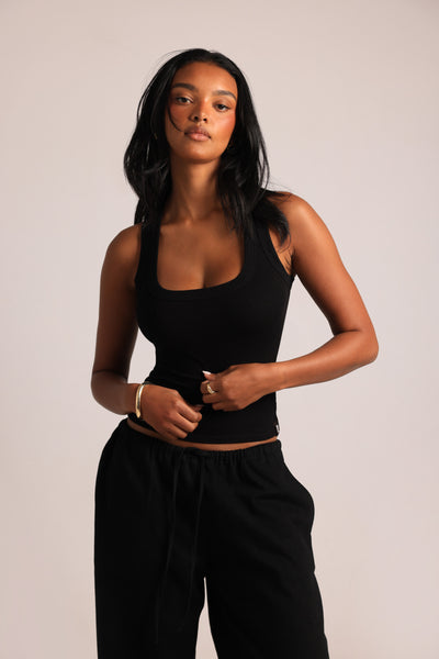 T-Shape Tank Top - Black