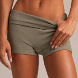Form High-Rise 3" Shorts - Pistachio