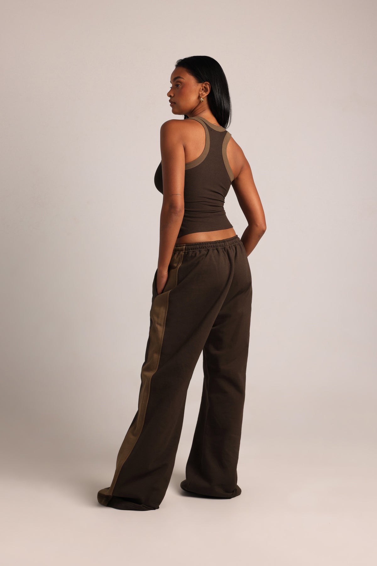 The Paneled Sweatpants - Tobacco/Pecan