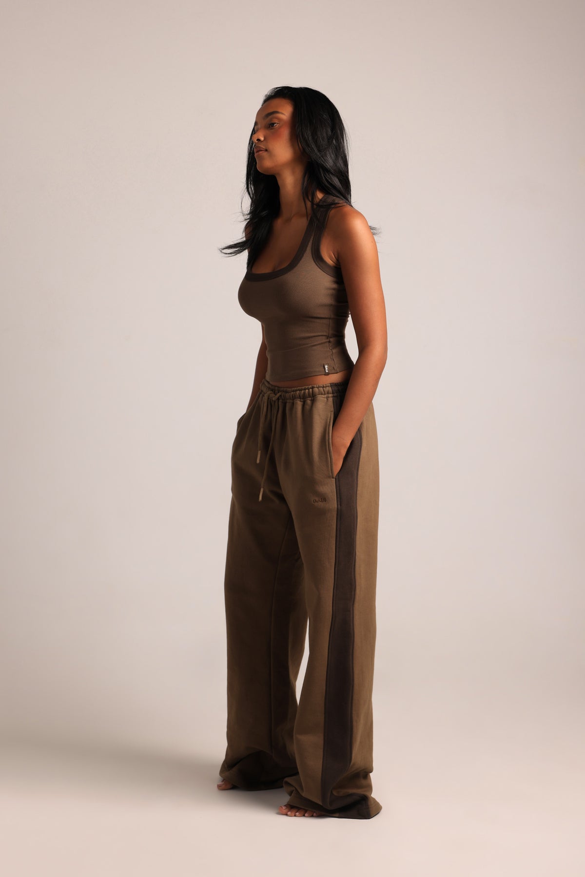 The Paneled Sweatpants - Pecan/Tobacco