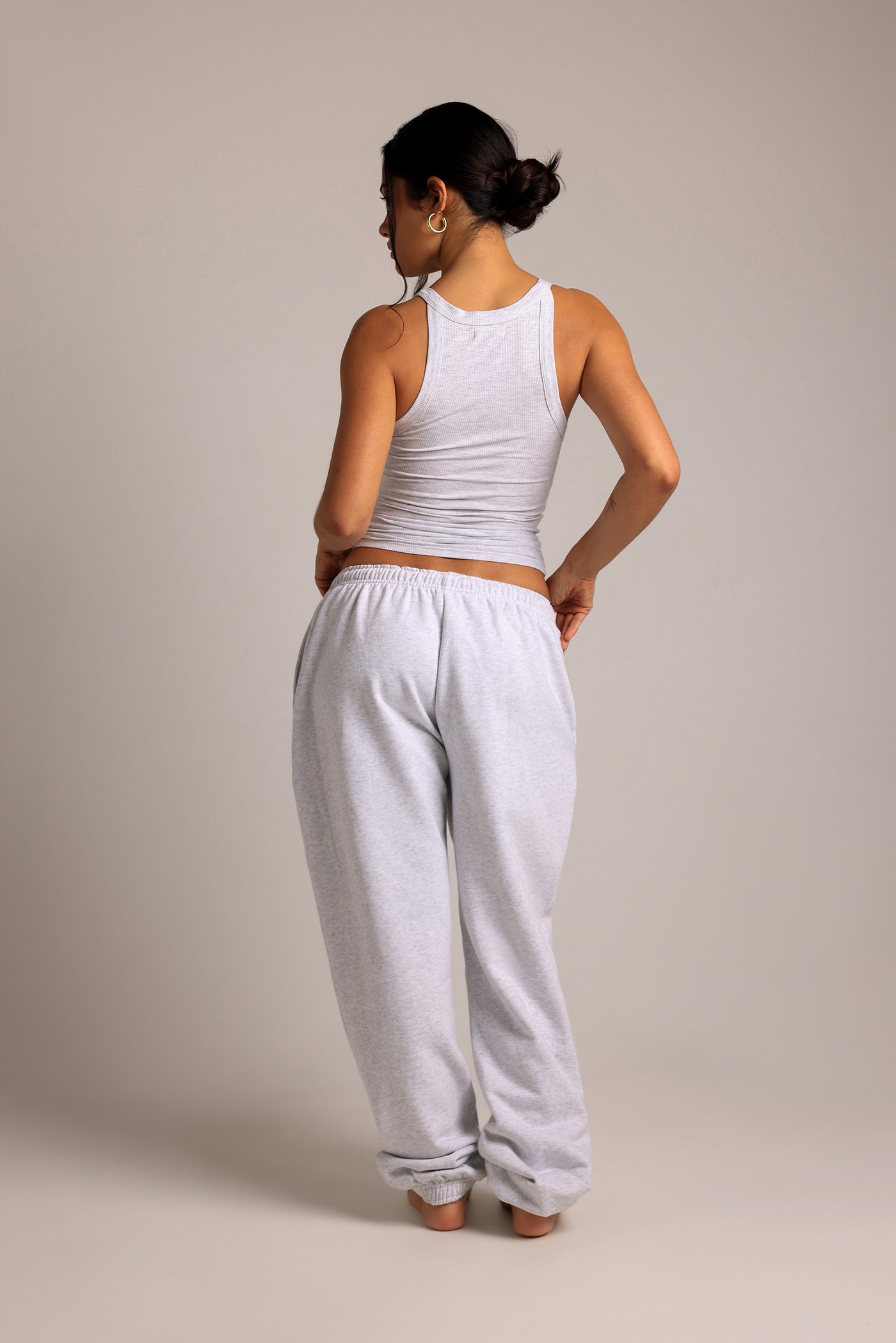 The Classic Joggers - Light Heather Gray