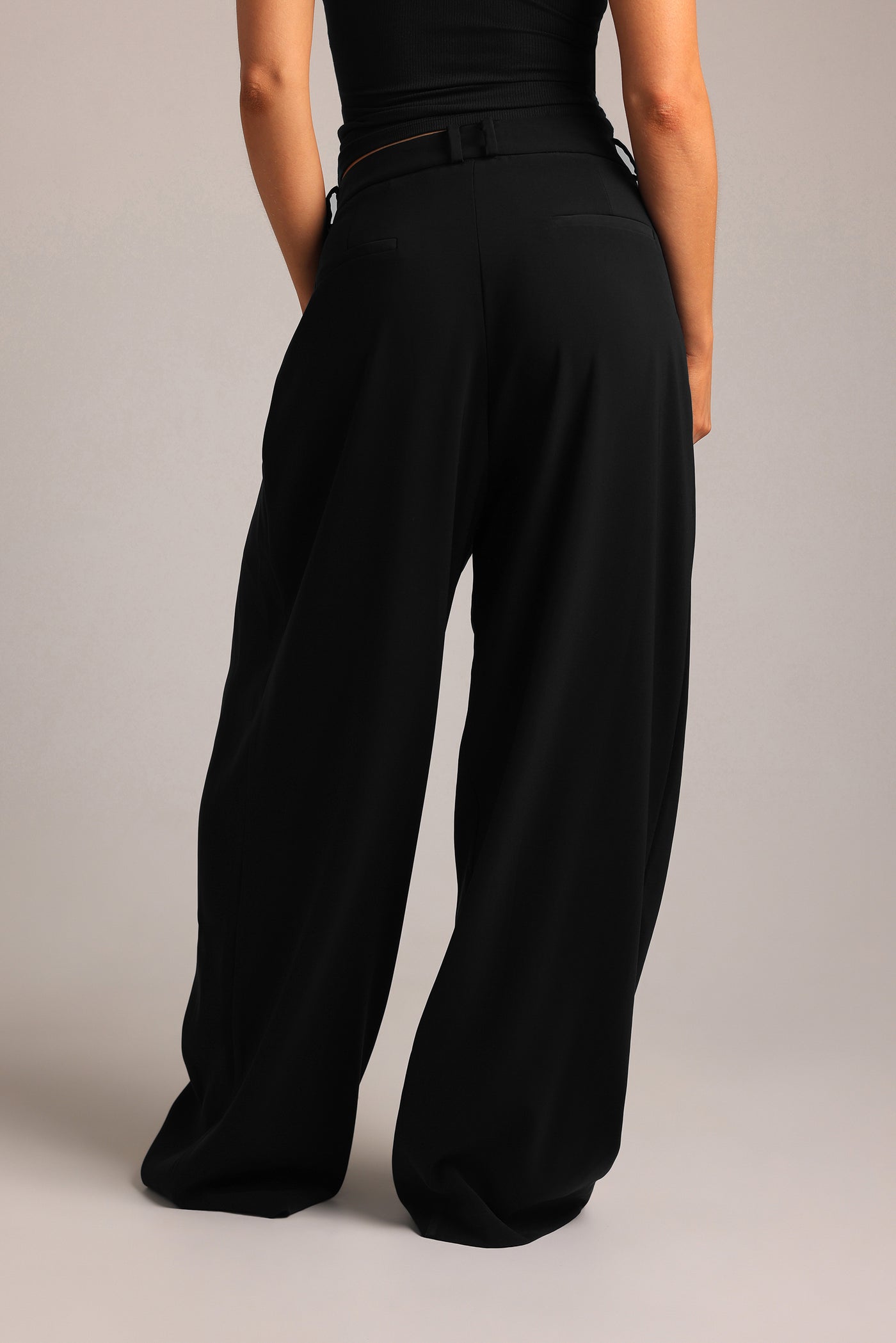 The Ivy Wide-Leg Trousers - Black