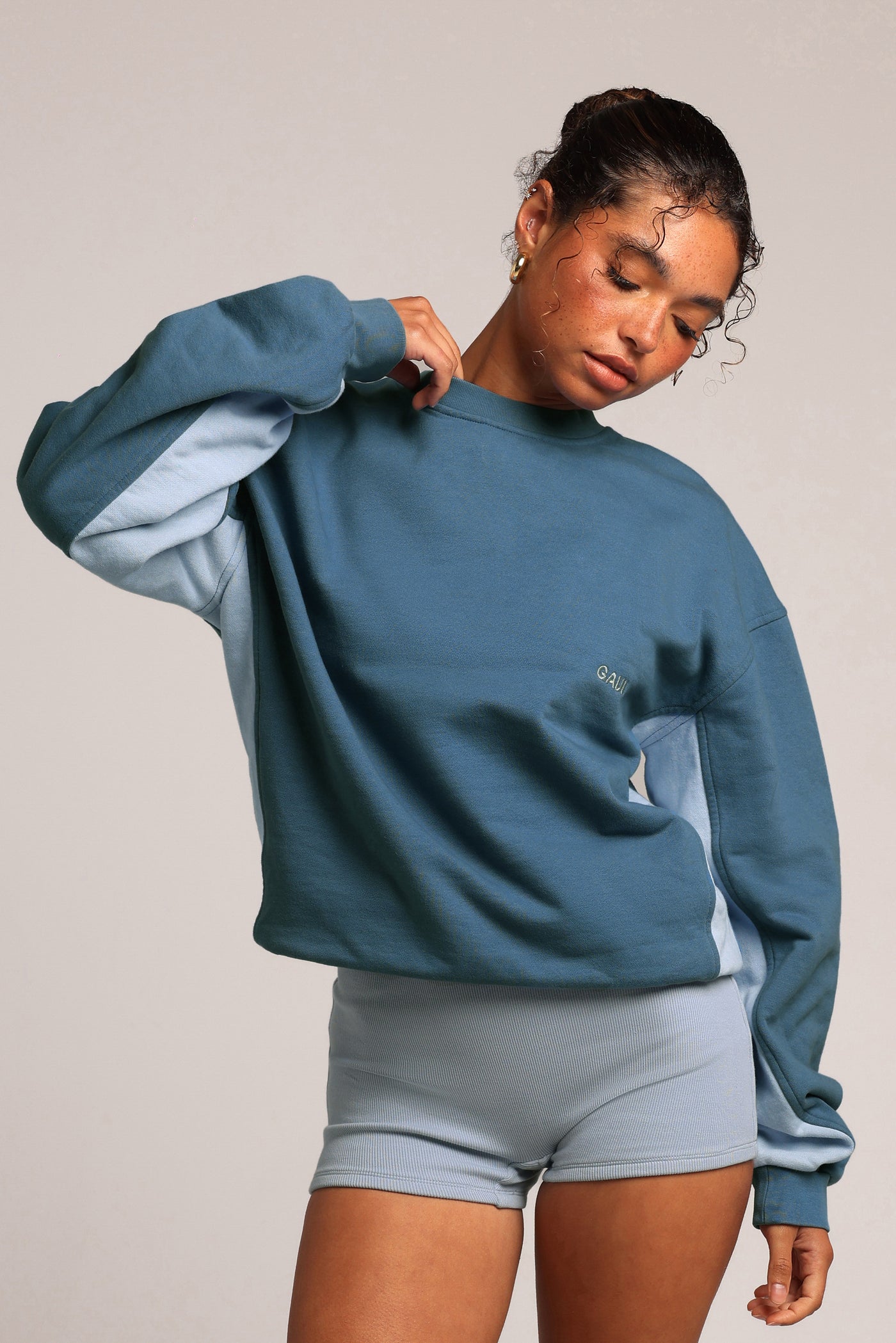 Contrast-Rundhals-Sweatshirt – 90s Babyblau/Azul