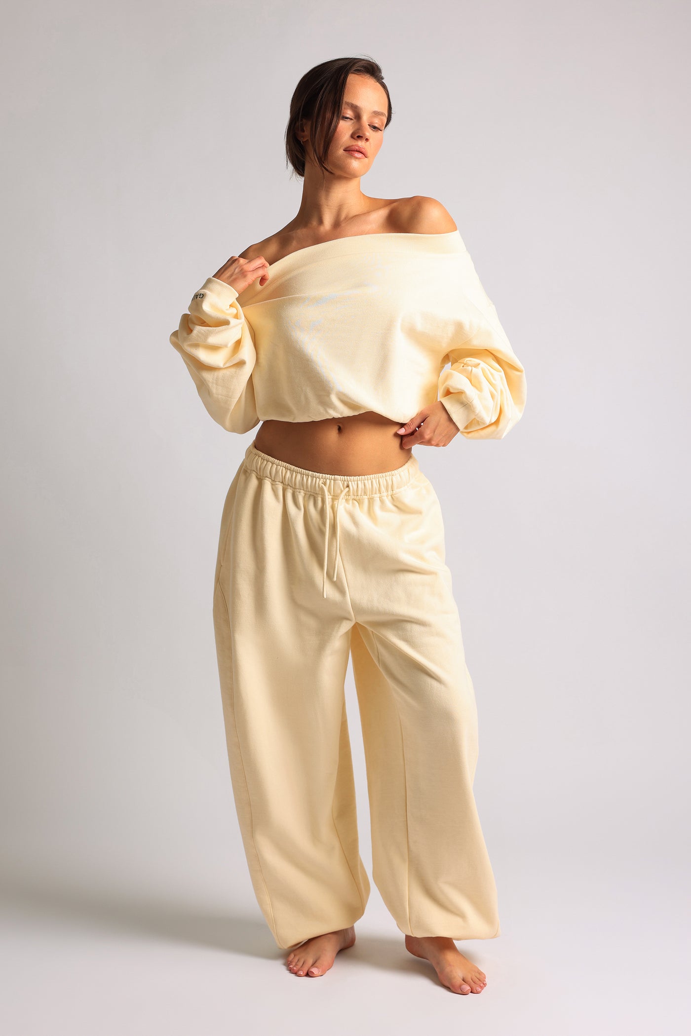 Oversized Sweatshirt - Honeybutter