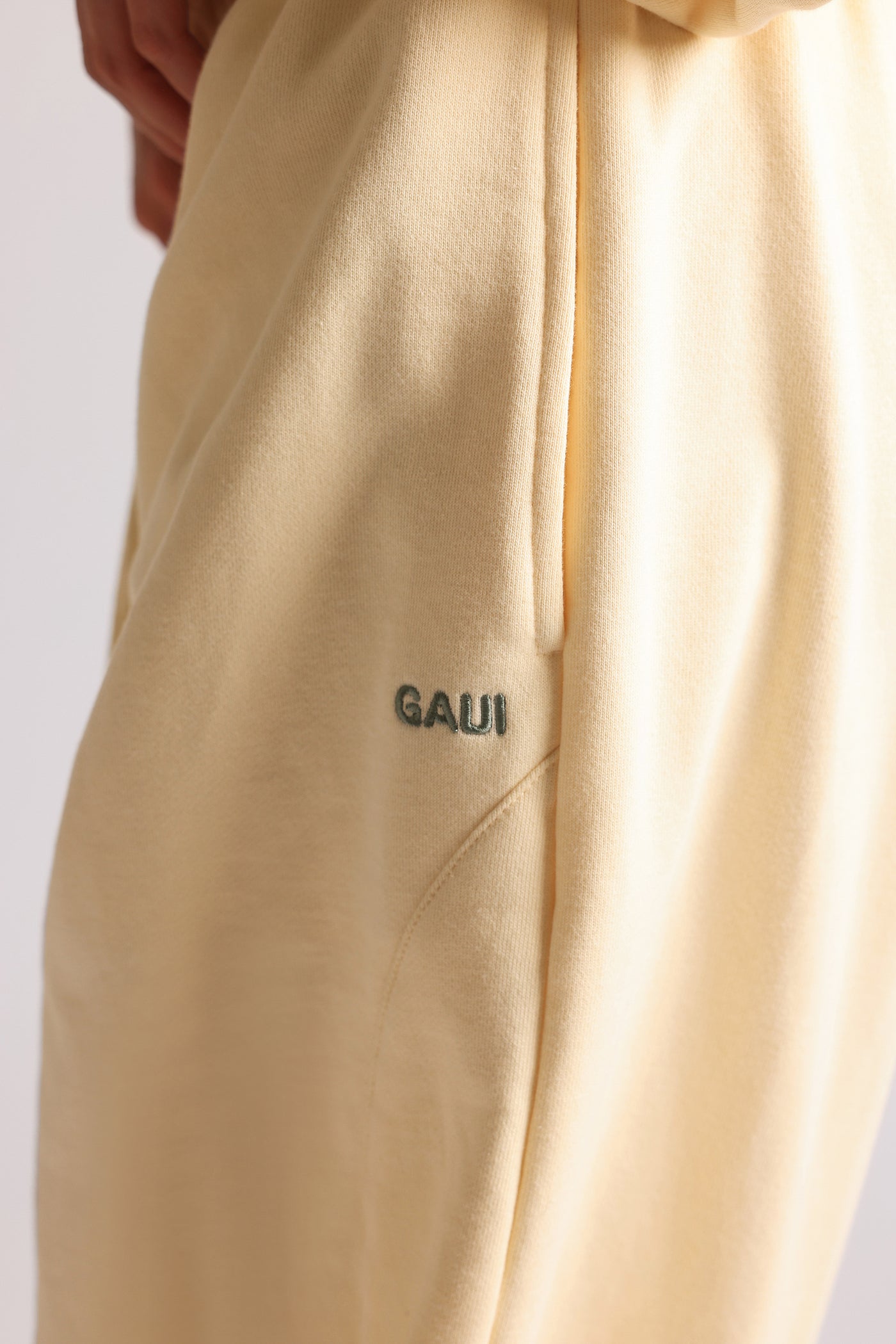 Classic Barrel Sweatpants - Honeybutter