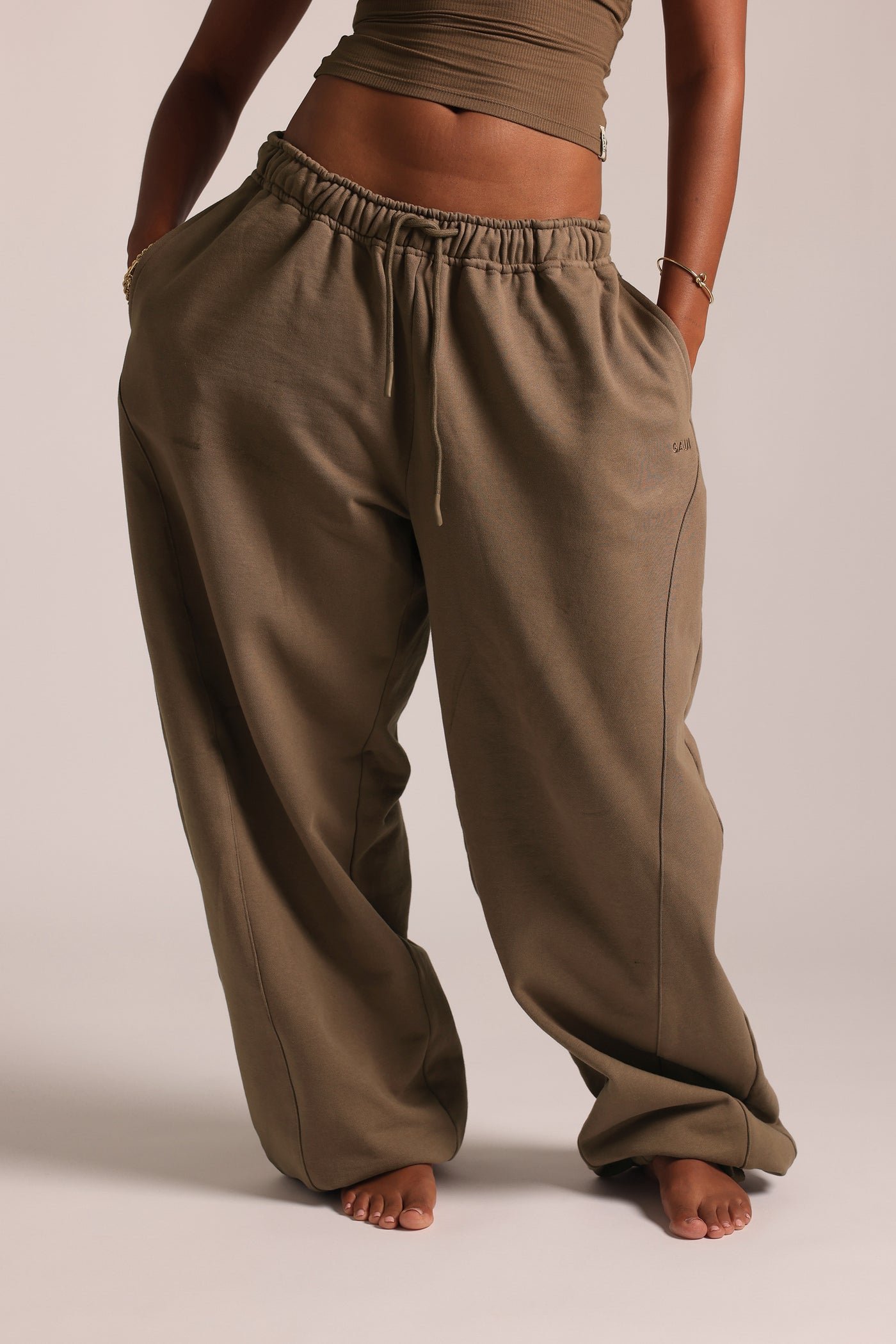 Classic Barrel Sweatpants - Coconut