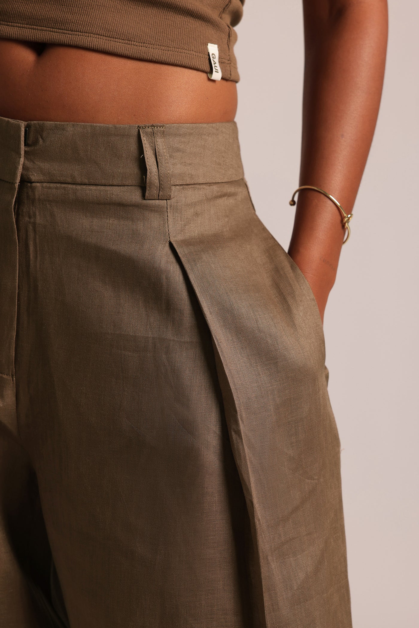 The Meridian Linen Trousers - Coconut